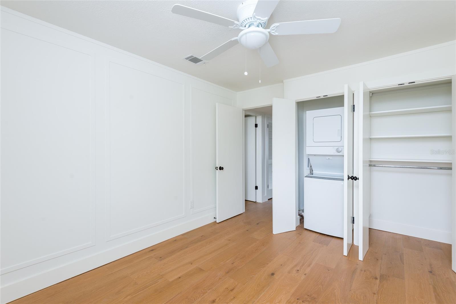 Image 14 of 19 For 525 Lincoln Avenue 106