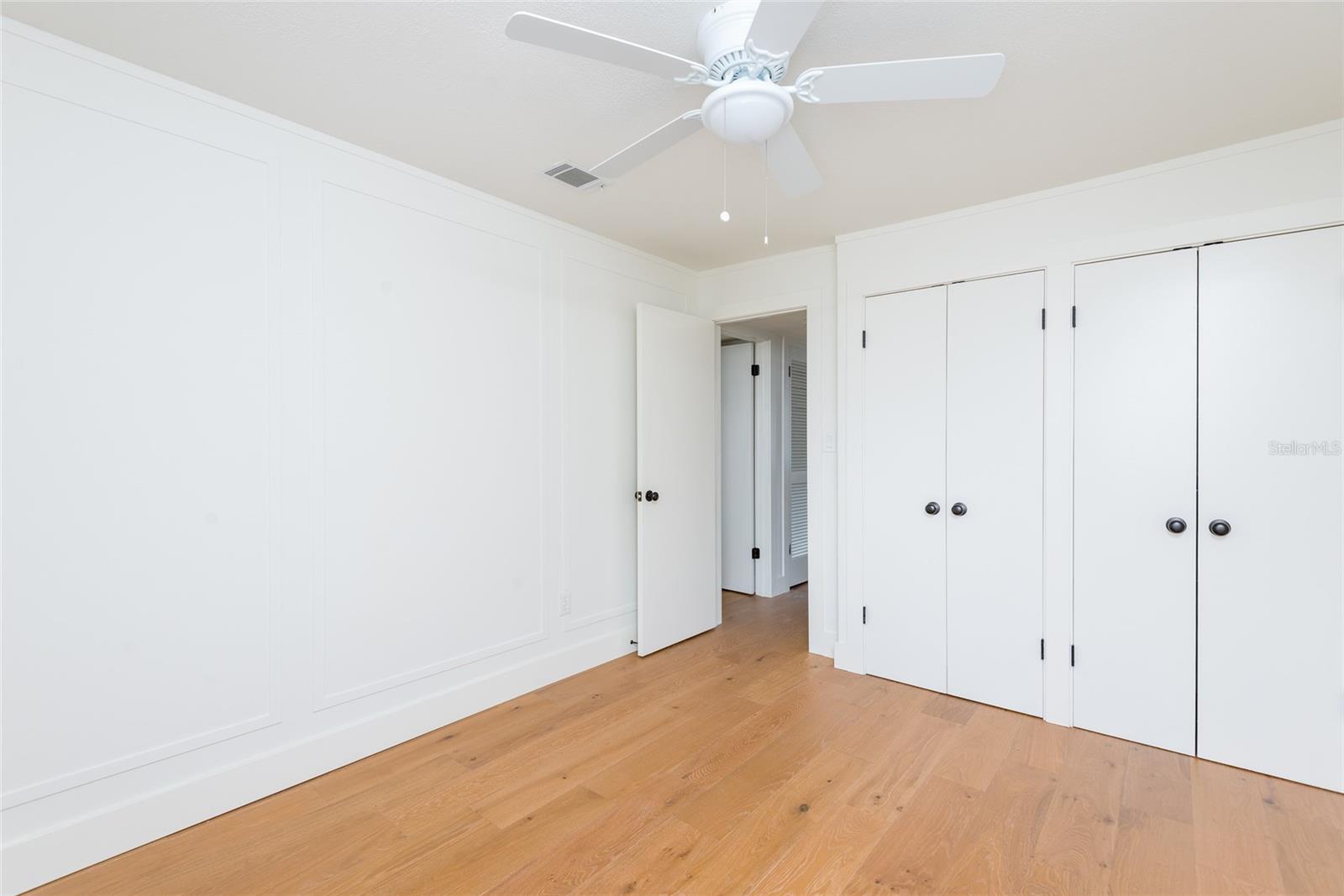 Image 15 of 19 For 525 Lincoln Avenue 106