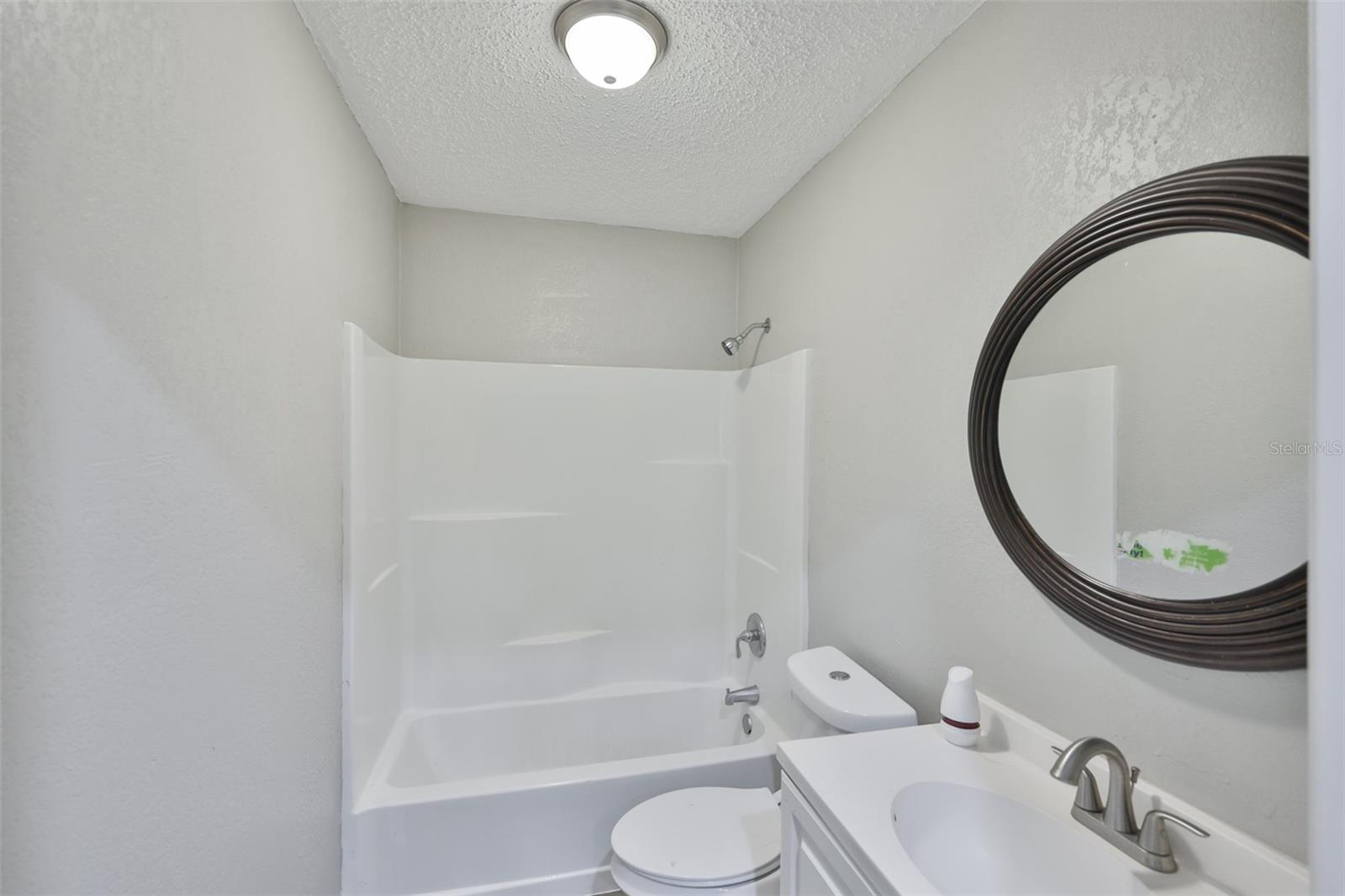 Listing photo id 9 for 4602 Courtland Street