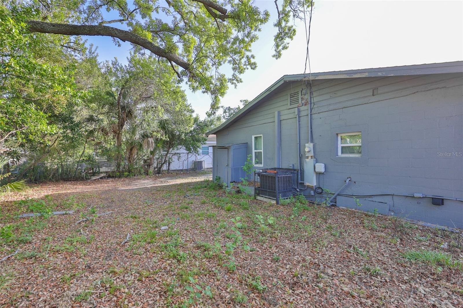 Listing photo id 23 for 4602 Courtland Street