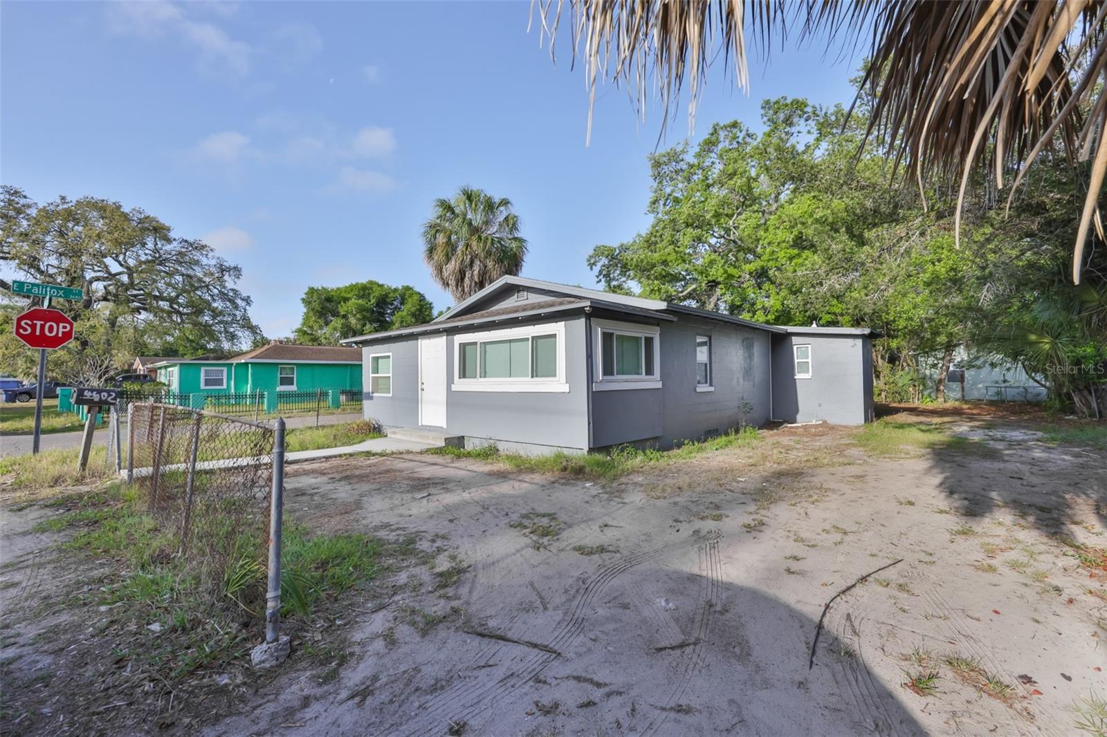 Listing photo id 24 for 4602 Courtland Street