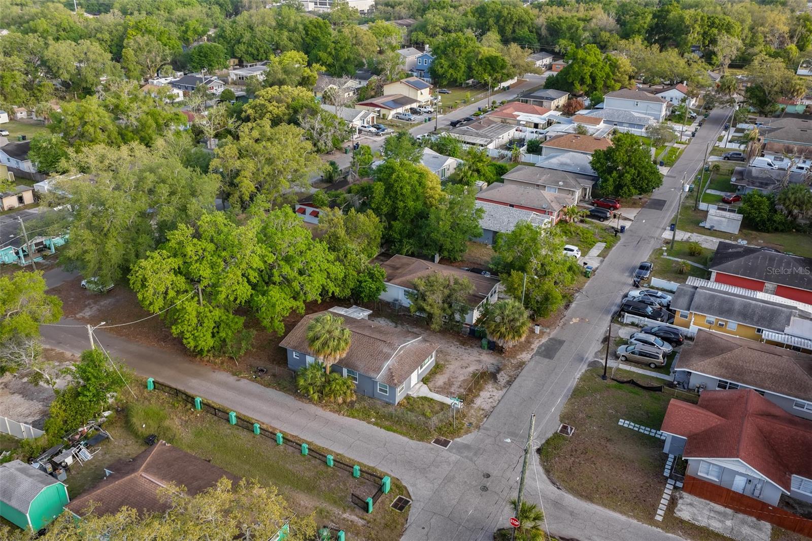 Listing photo id 27 for 4602 Courtland Street