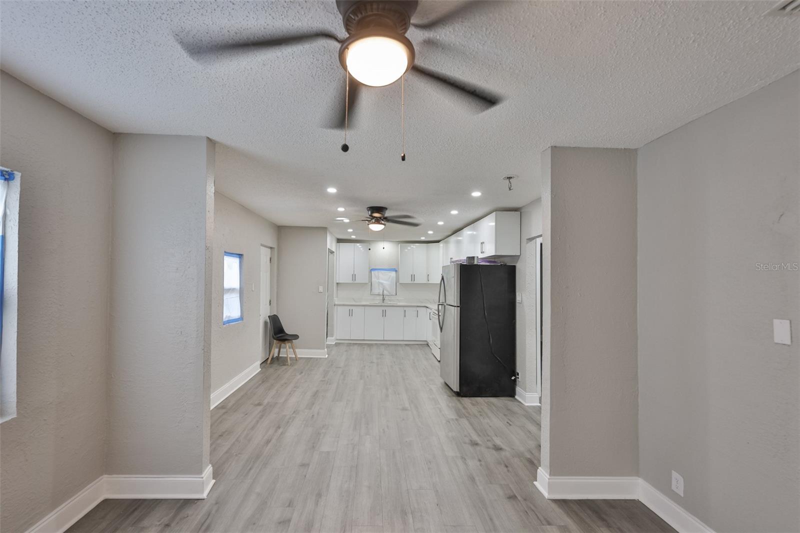 Listing photo id 3 for 4602 Courtland Street