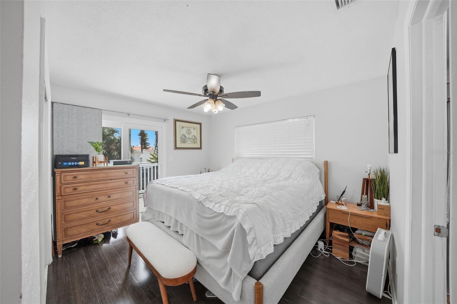 Image 12 of 43 For 15823 Redington Drive