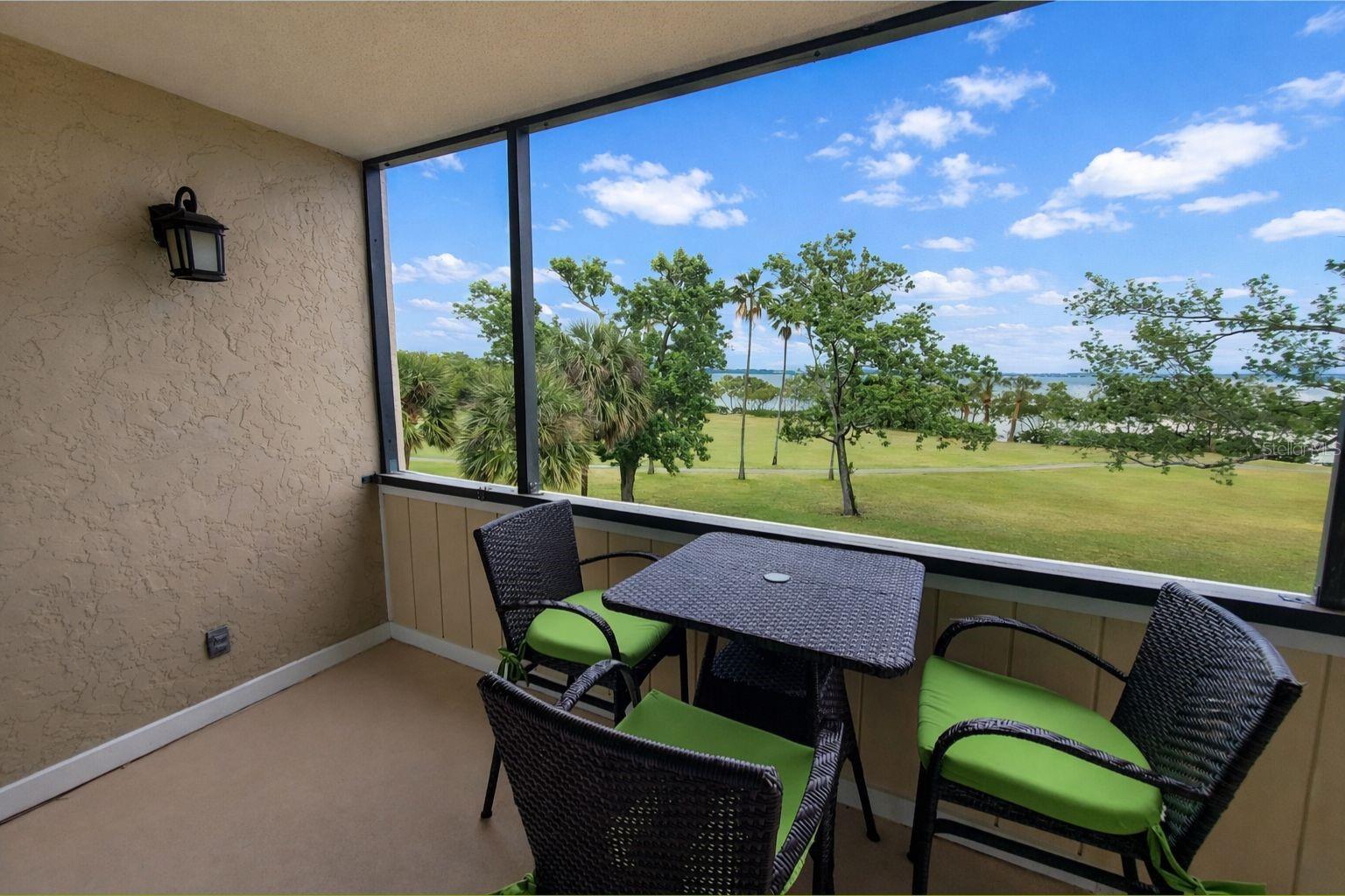 Image 21 of 33 For 2617 Cove Cay Drive 301