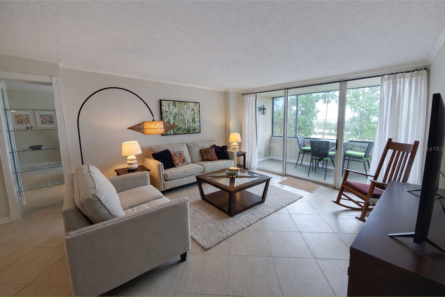 Image 9 of 33 For 2617 Cove Cay Drive 301