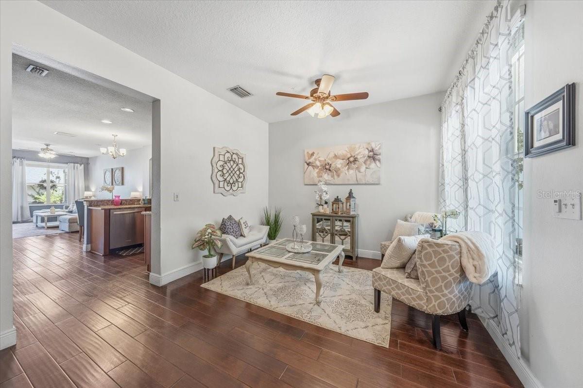Image 4 of 34 For 9606 Royce Drive