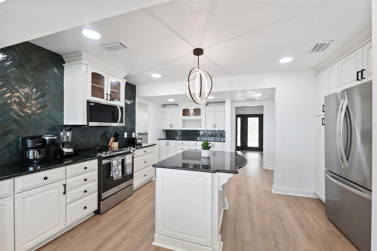 Image 10 of 81 For 900 79th Street S