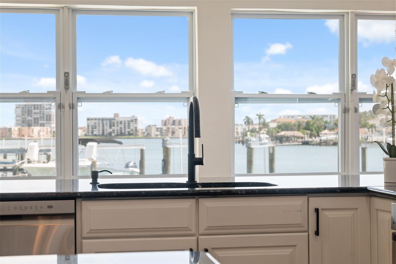 Image 13 of 81 For 900 79th Street S