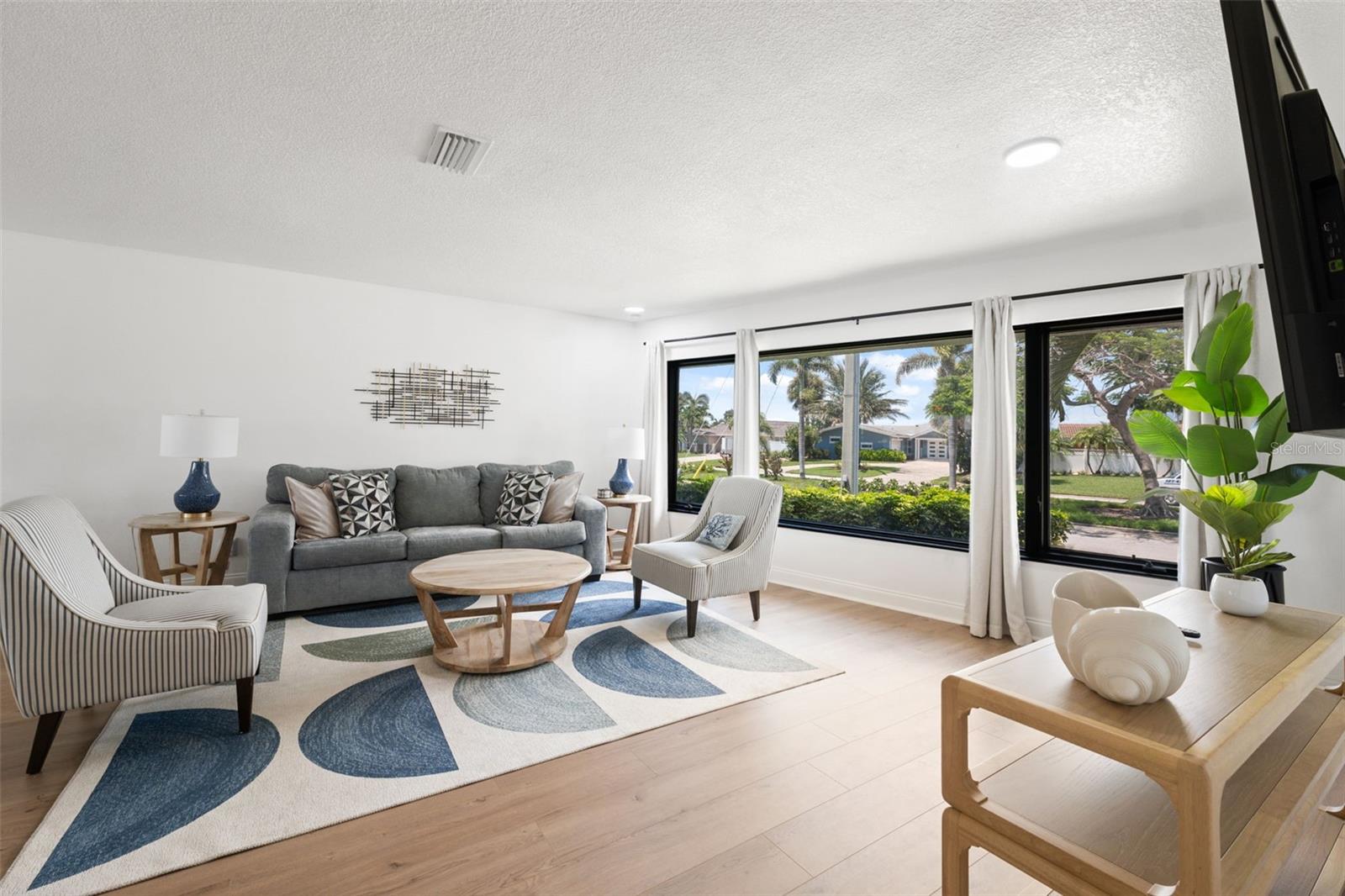 Image 15 of 81 For 900 79th Street S