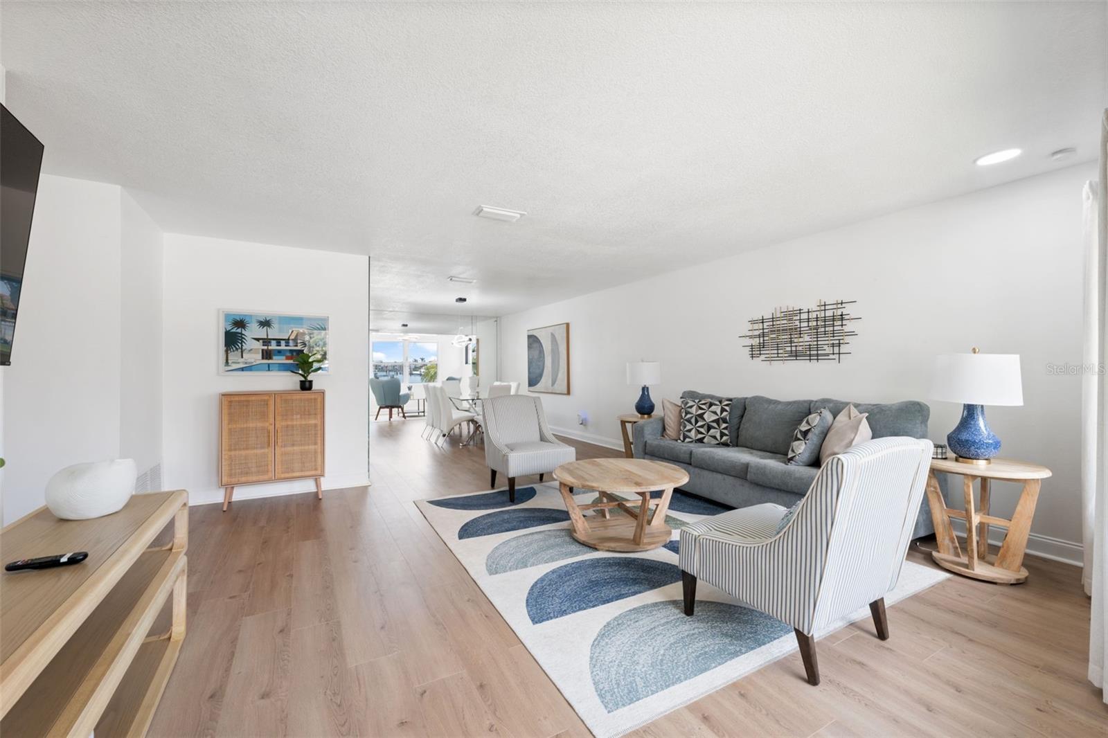 Image 16 of 81 For 900 79th Street S