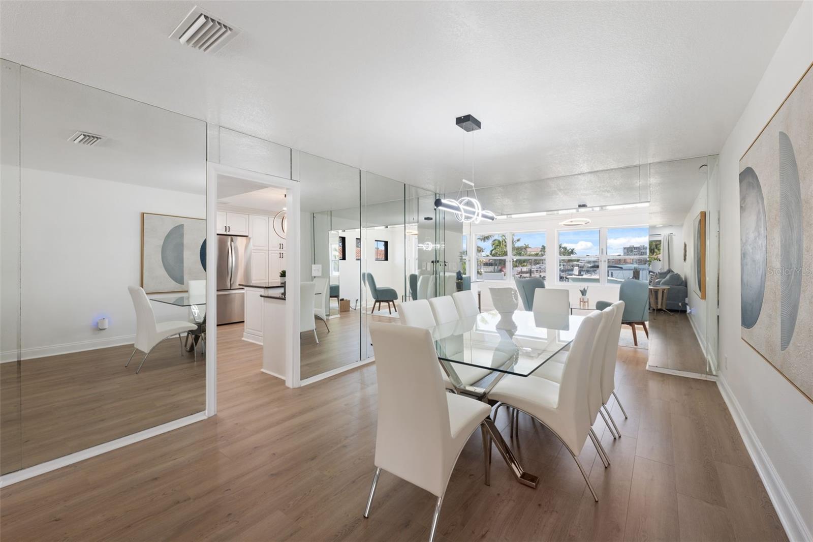 Image 20 of 81 For 900 79th Street S