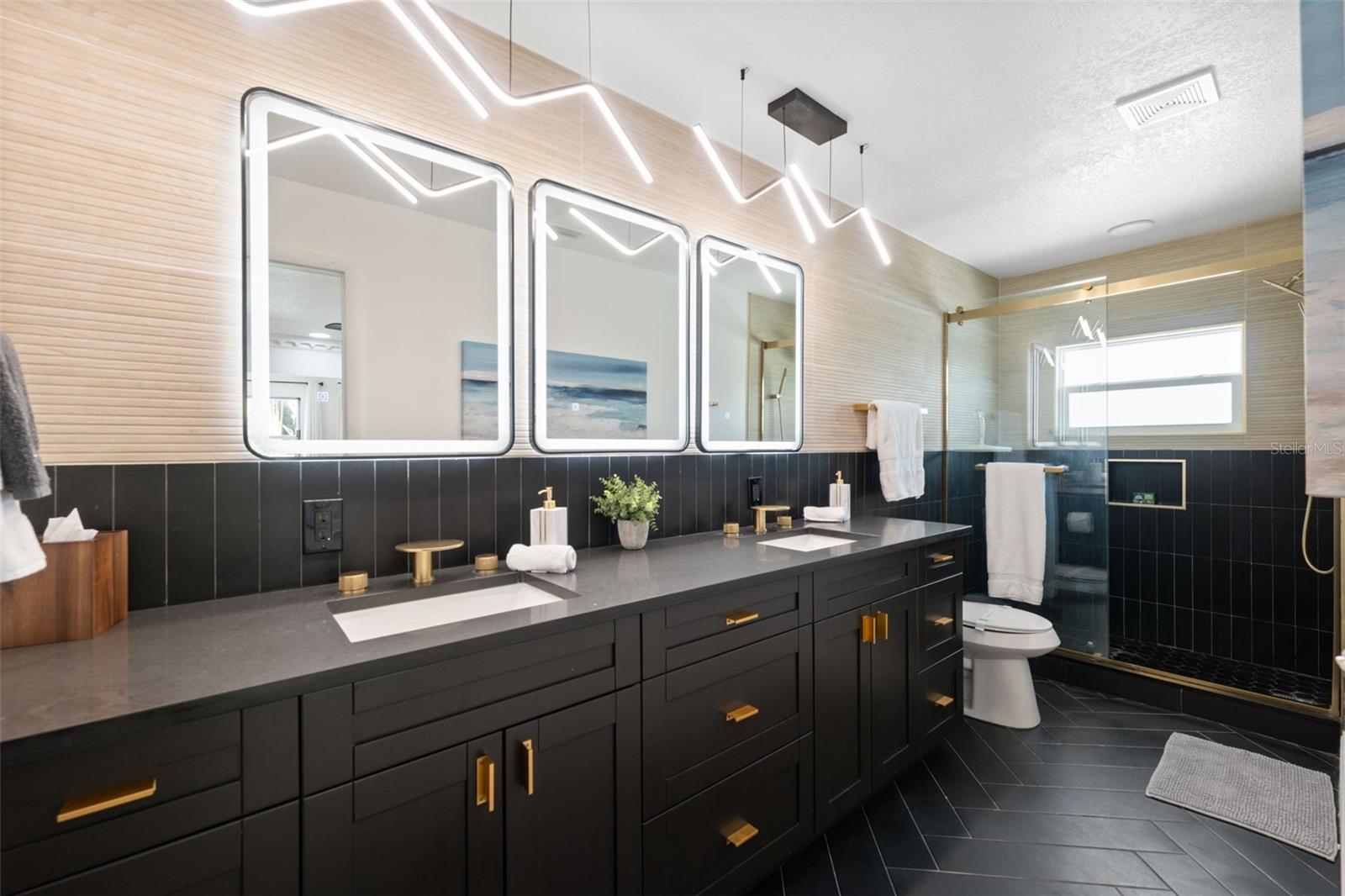 Image 42 of 81 For 900 79th Street S