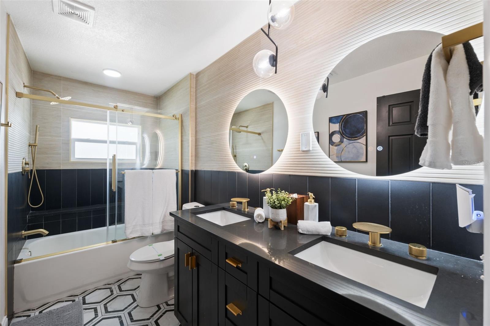 Image 51 of 81 For 900 79th Street S