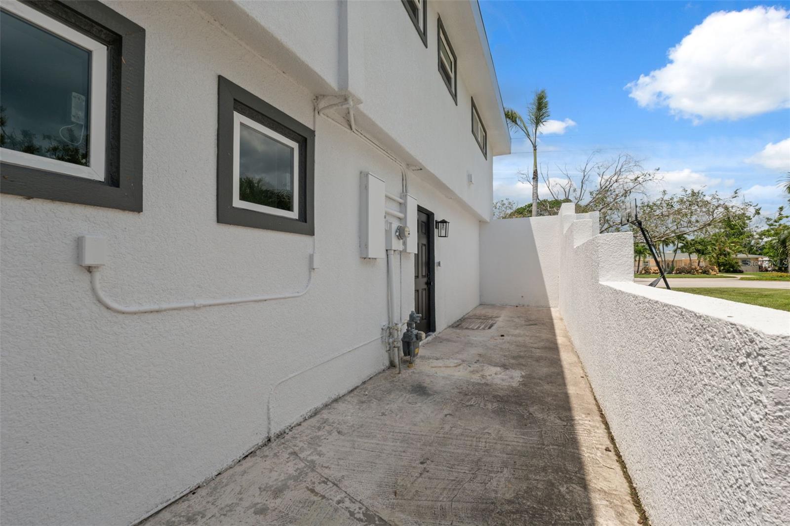 Image 63 of 81 For 900 79th Street S