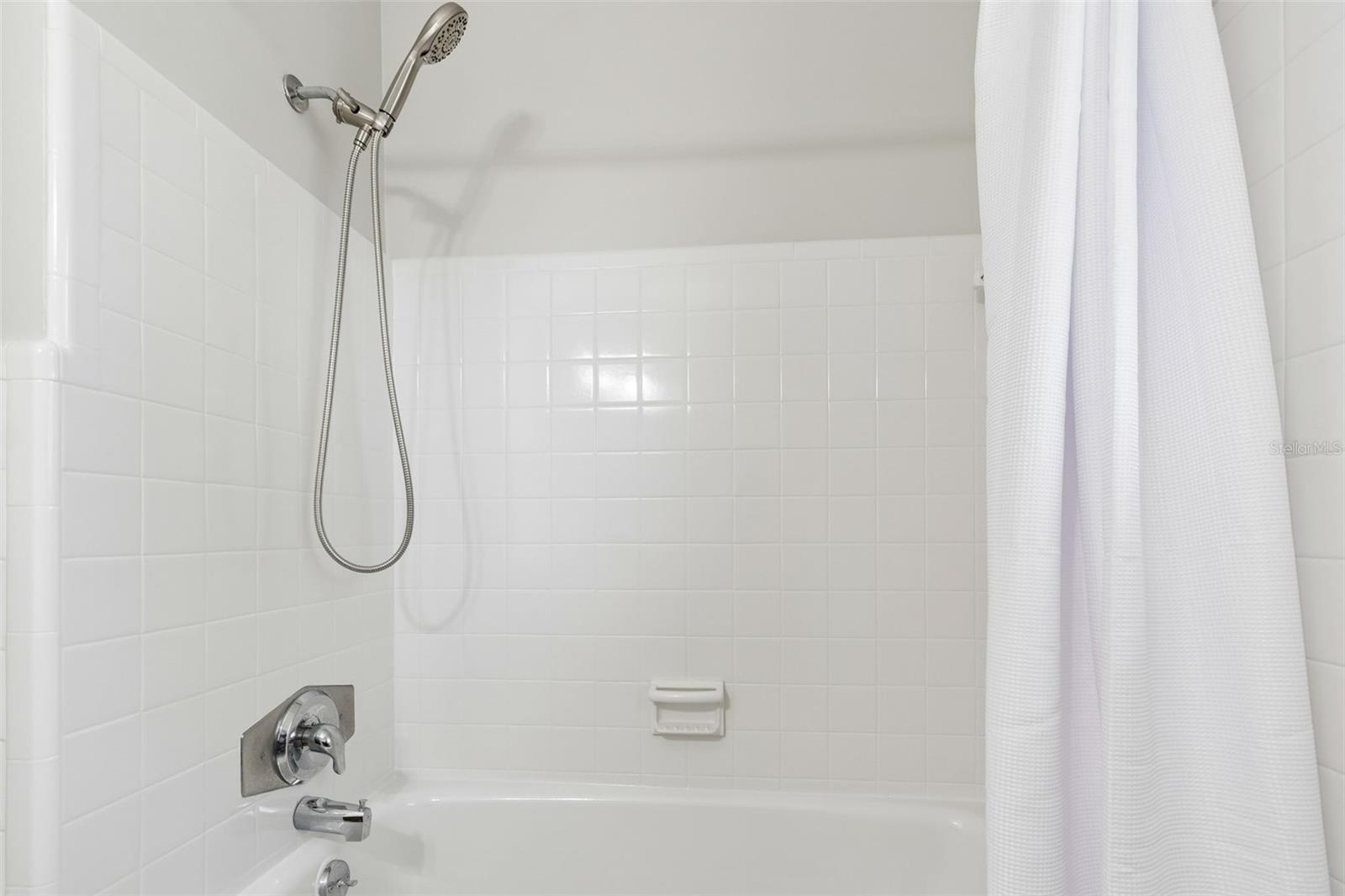 Listing photo id 26 for 3100 52nd Street N