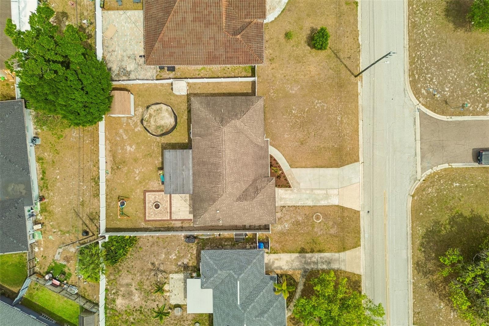 Listing photo id 45 for 3100 52nd Street N