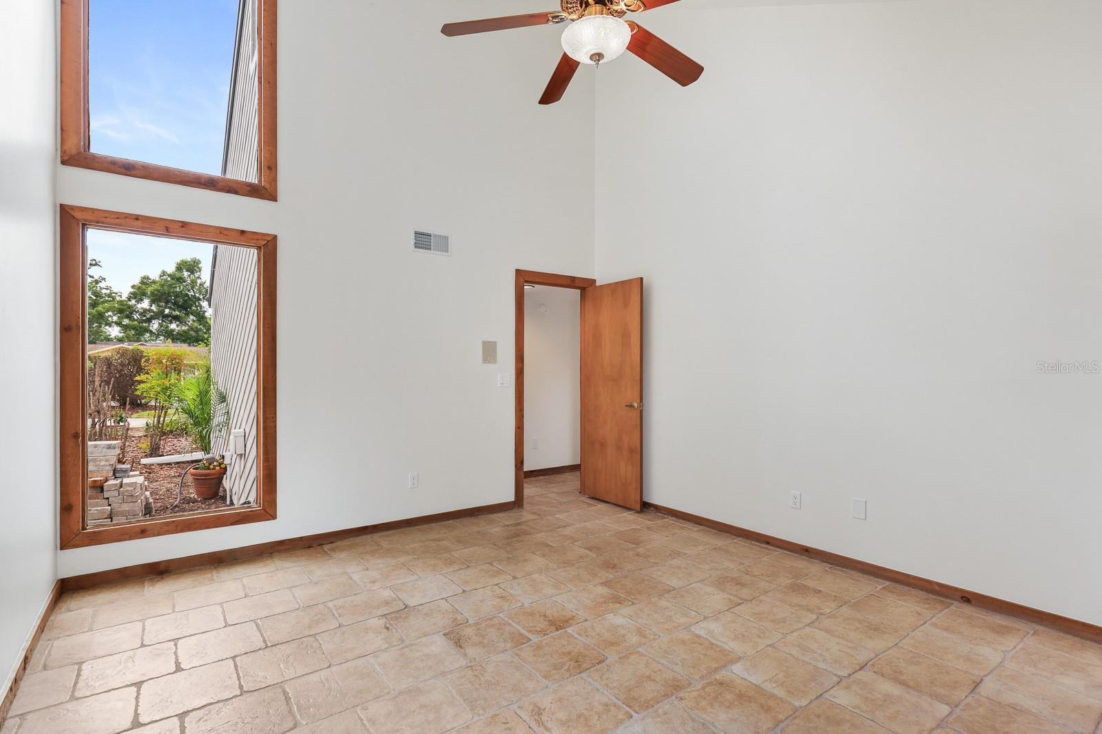 Image 28 of 60 For 2925 Chelsea Woods Drive