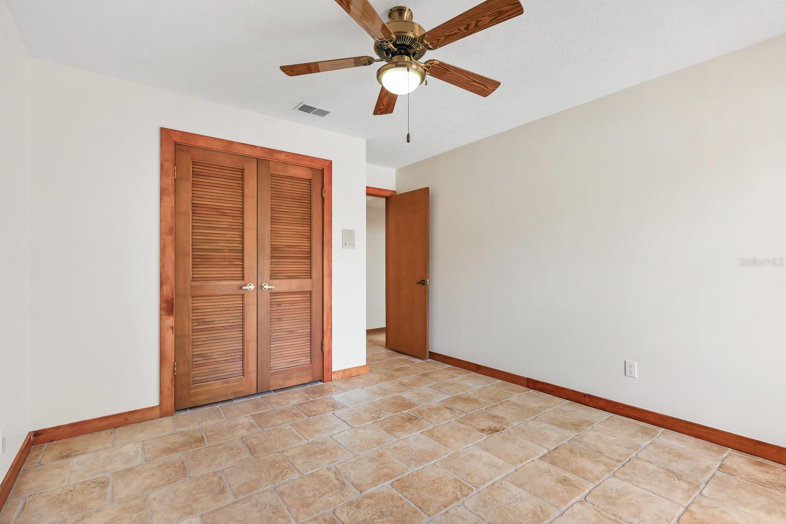 Image 33 of 60 For 2925 Chelsea Woods Drive