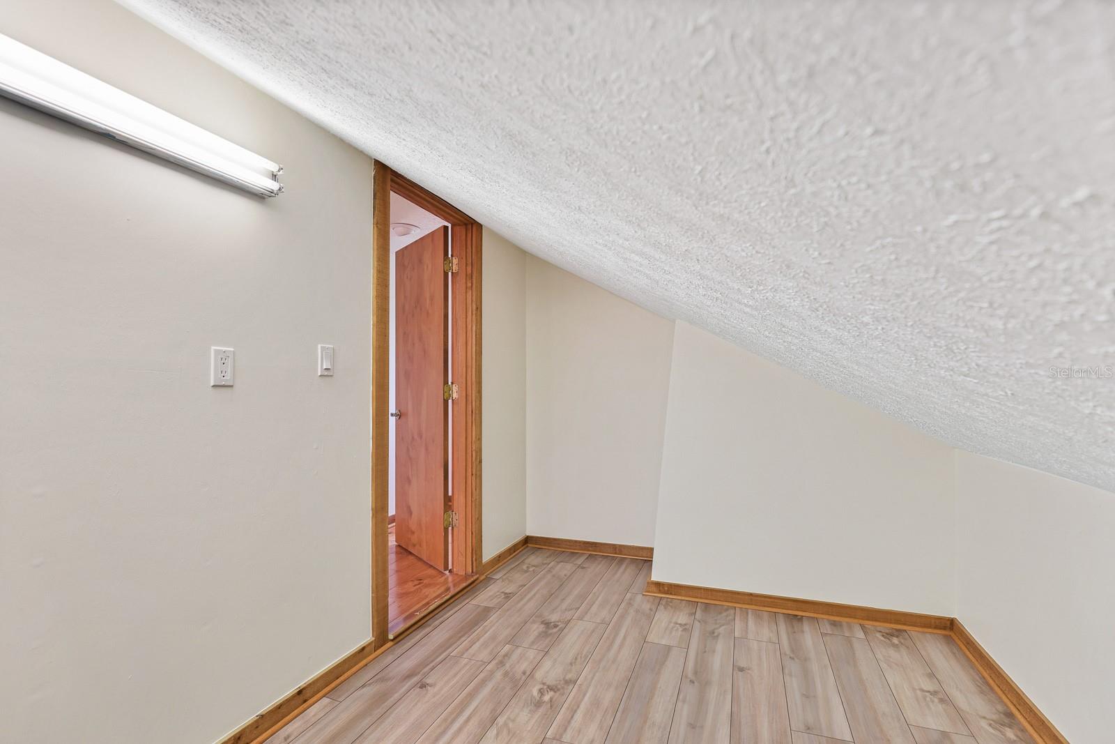 Image 48 of 60 For 2925 Chelsea Woods Drive