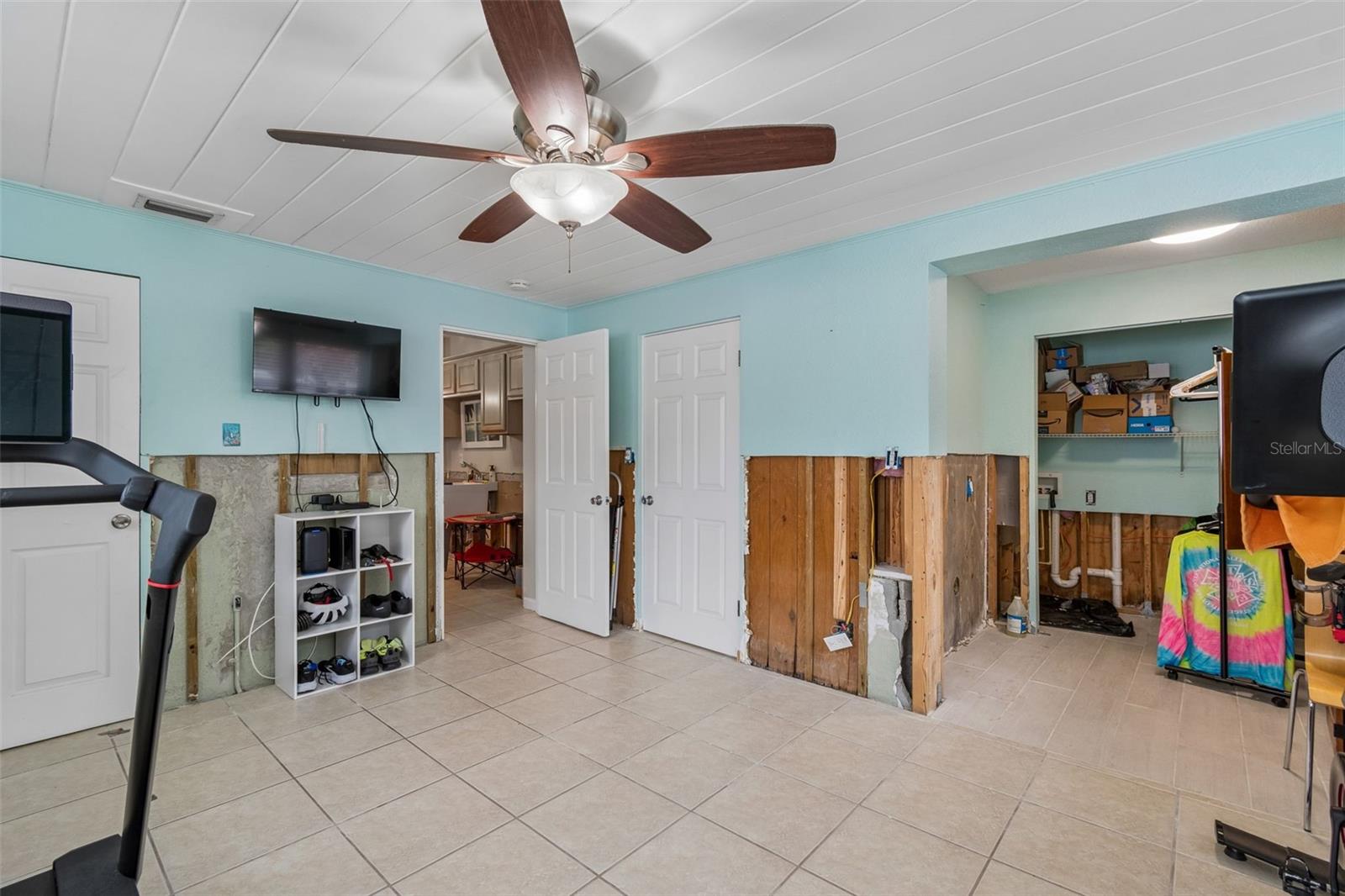 Image 11 of 44 For 117 41st Avenue Ne