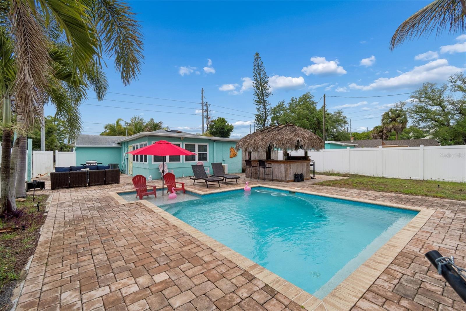 Image 18 of 44 For 117 41st Avenue Ne