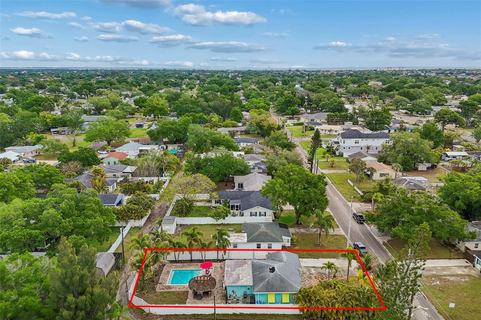 Image 37 of 44 For 117 41st Avenue Ne