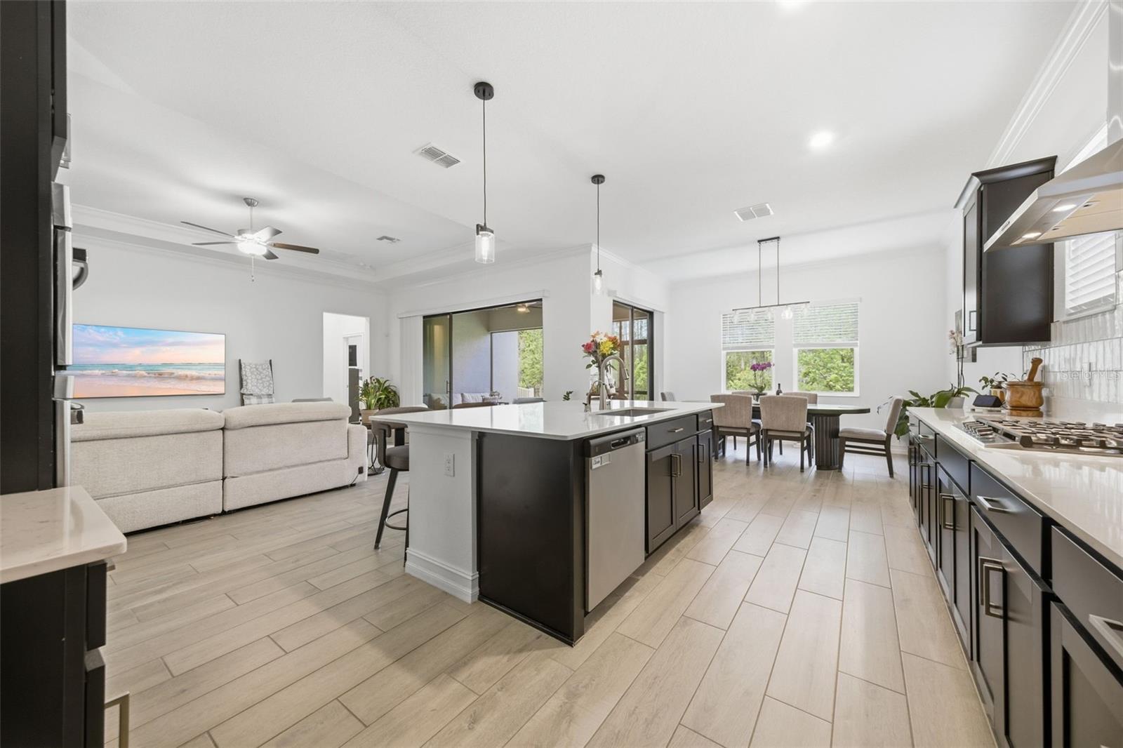 Image 13 of 87 For 9845 Sword Fern Way