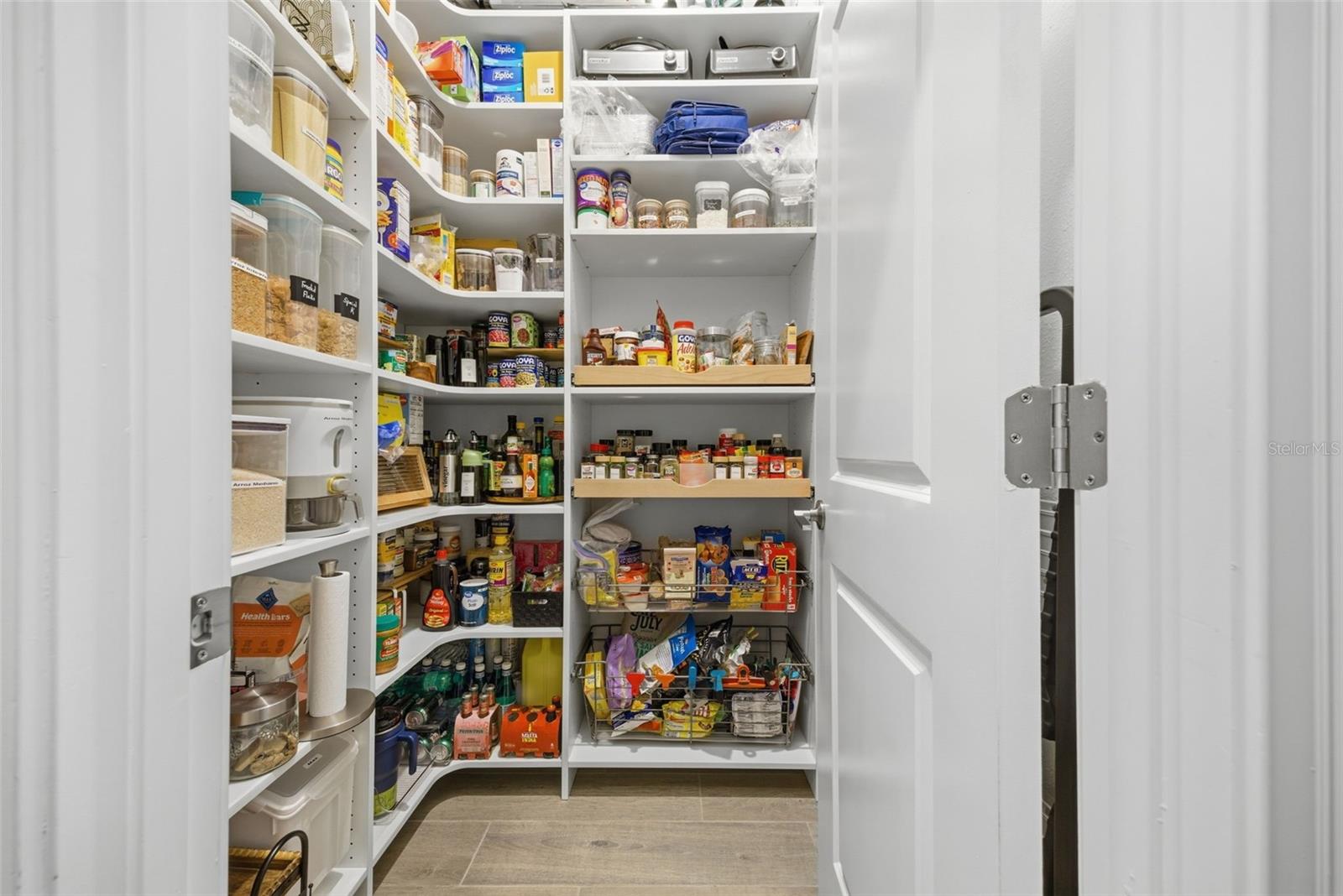 Image 15 of 87 For 9845 Sword Fern Way