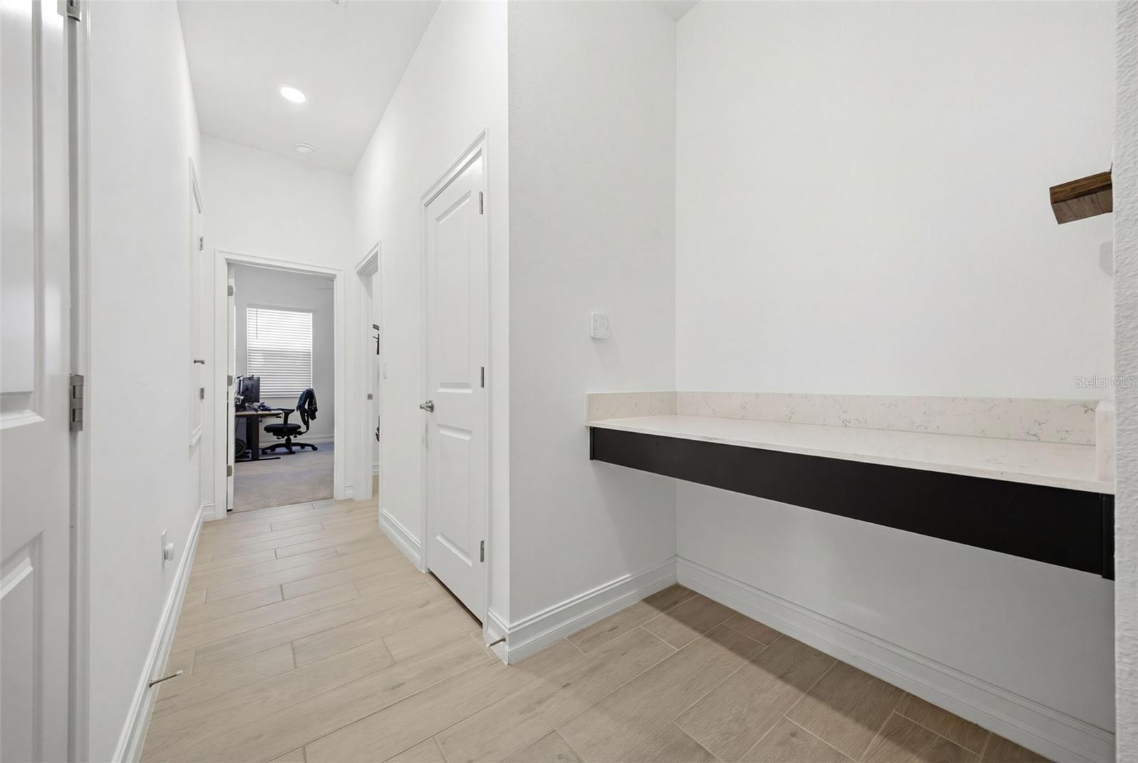 Image 27 of 87 For 9845 Sword Fern Way