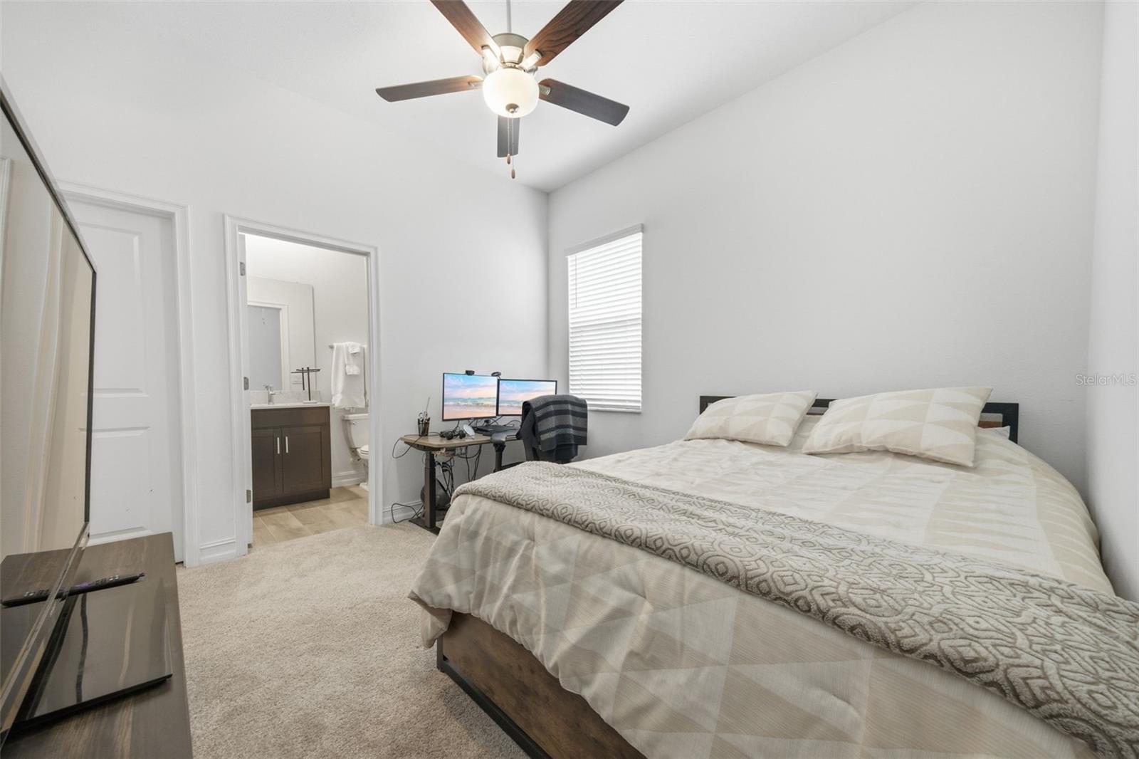 Image 31 of 87 For 9845 Sword Fern Way