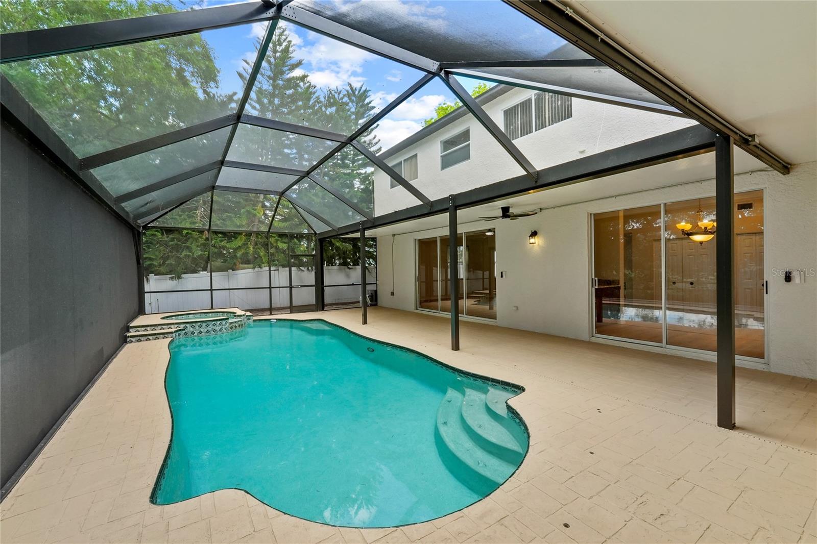 Image 20 of 58 For 15509 Eastbourn Drive