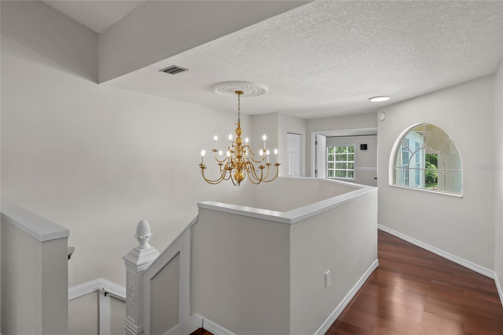 Image 29 of 58 For 15509 Eastbourn Drive