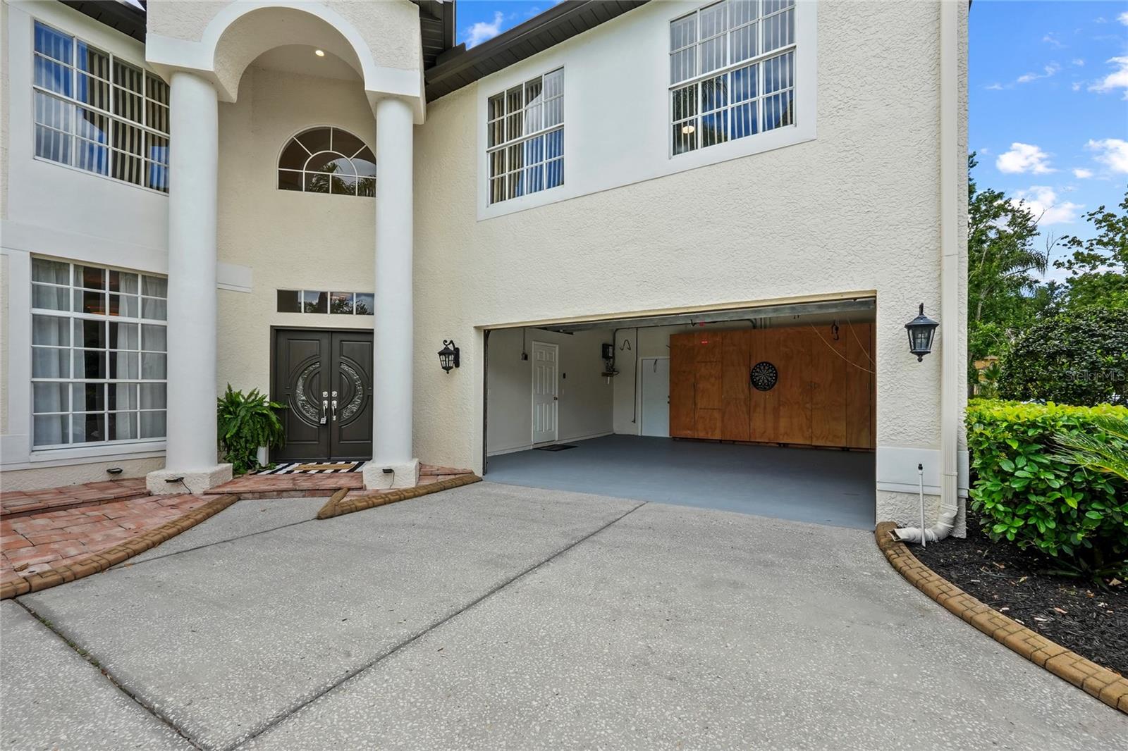 Image 40 of 58 For 15509 Eastbourn Drive