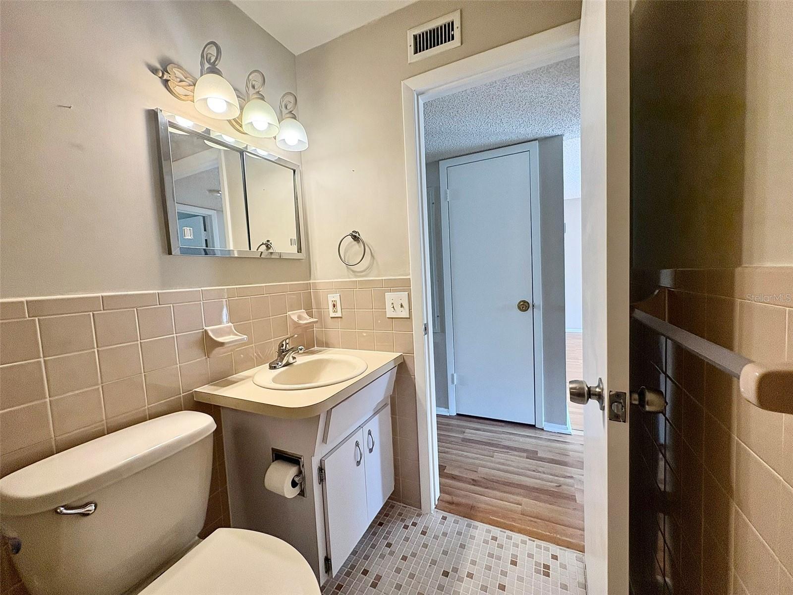 Image 16 of 38 For 2295 Belgian Lane 7