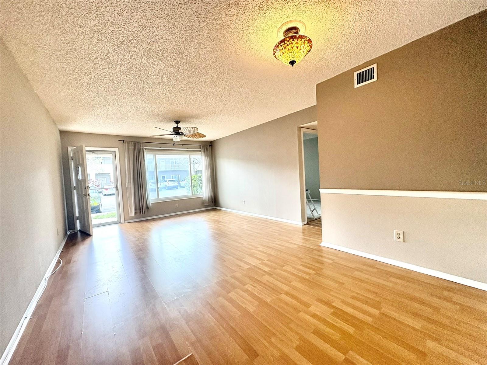 Image 4 of 38 For 2295 Belgian Lane 7