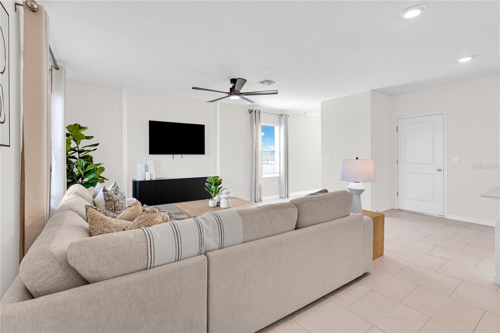 Image 13 of 33 For 13239 Turnleaf Boulevard