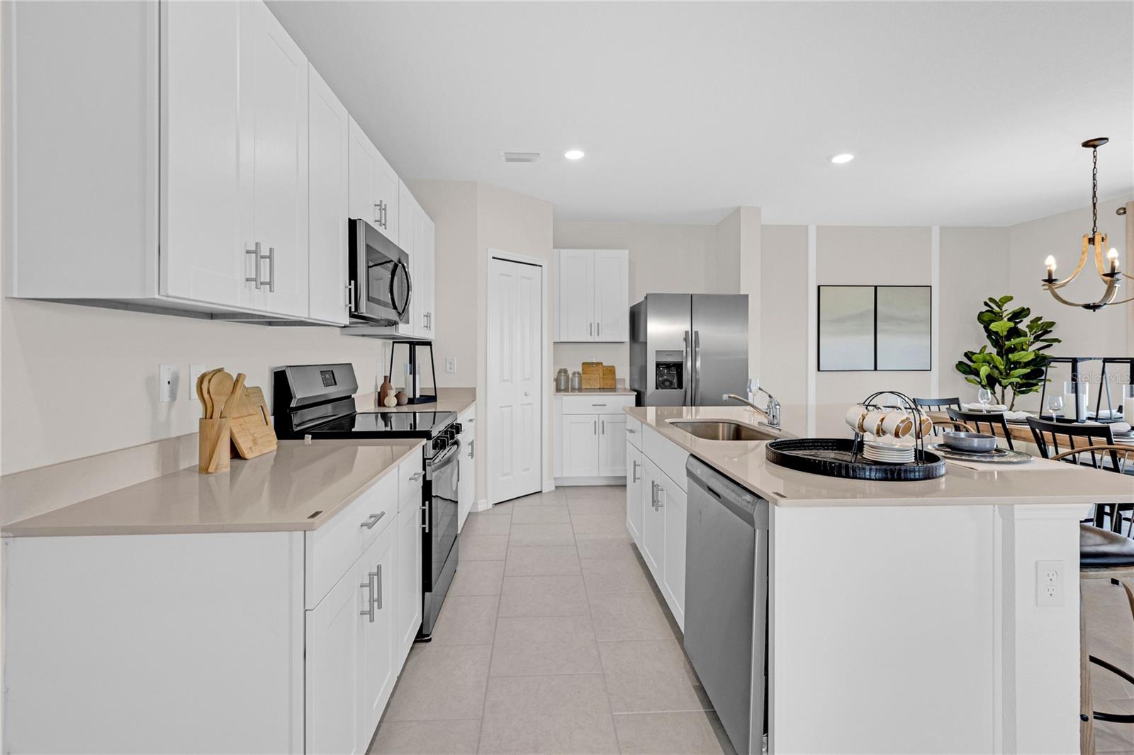 Image 5 of 33 For 13239 Turnleaf Boulevard