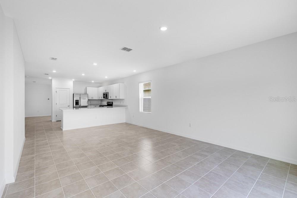 Image 11 of 31 For 13513 Sawmill Street