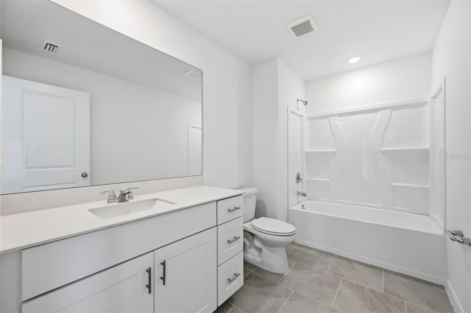 Image 14 of 16 For 13413 Turnleaf Boulevard