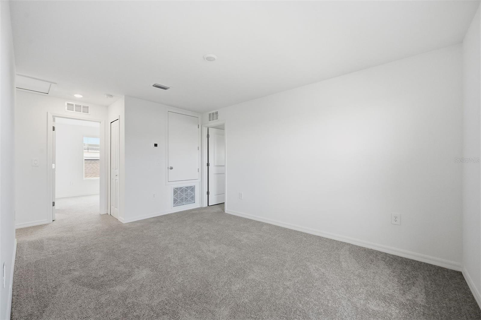 Image 4 of 16 For 13413 Turnleaf Boulevard