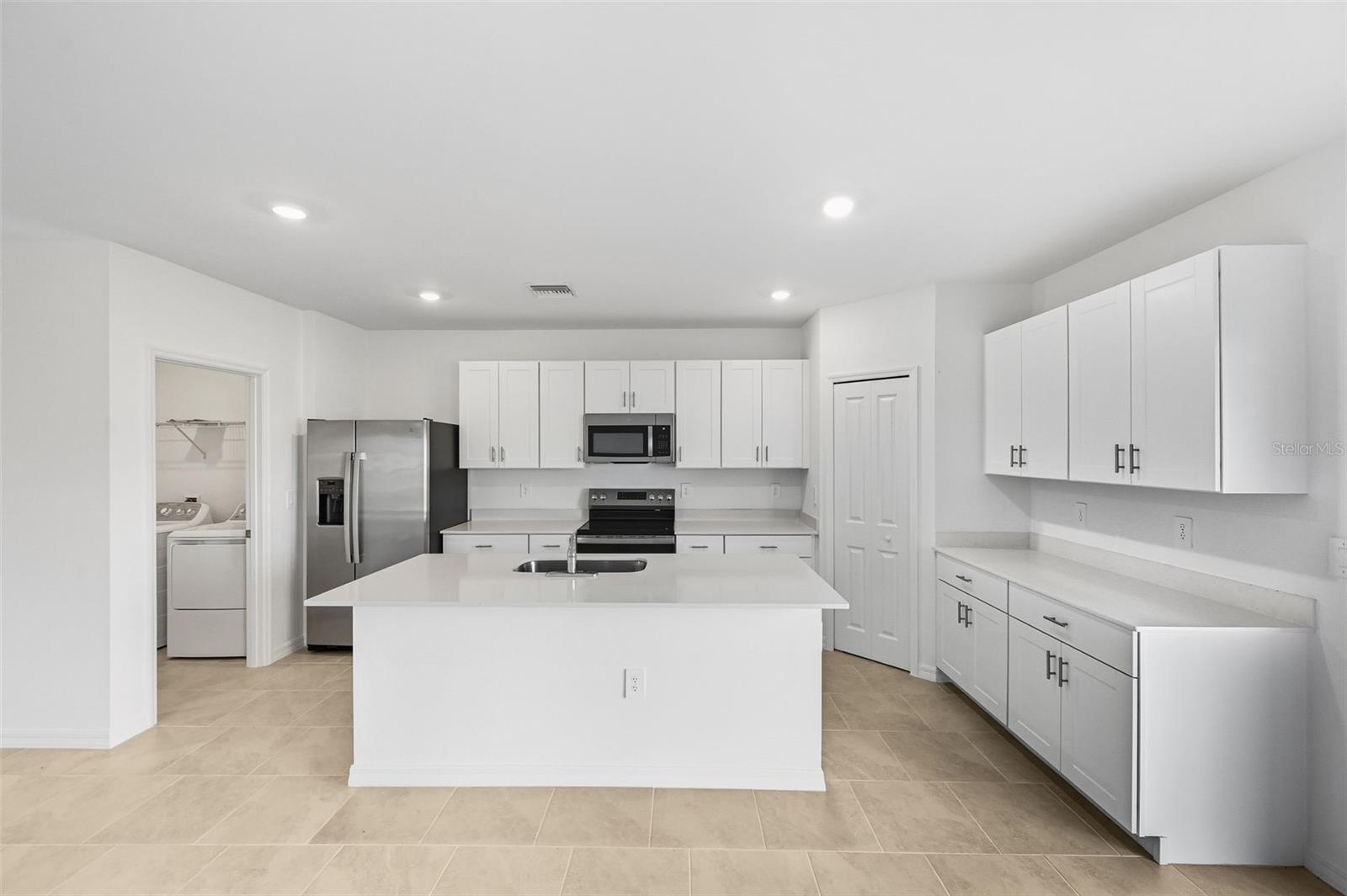 Image 9 of 16 For 13413 Turnleaf Boulevard