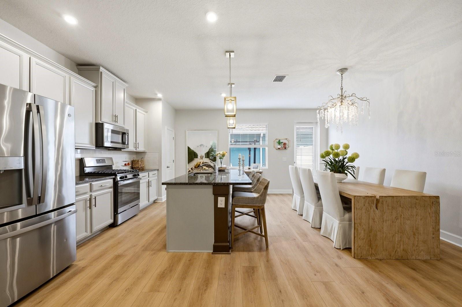 Image 10 of 53 For 14819 Promenade Parkway