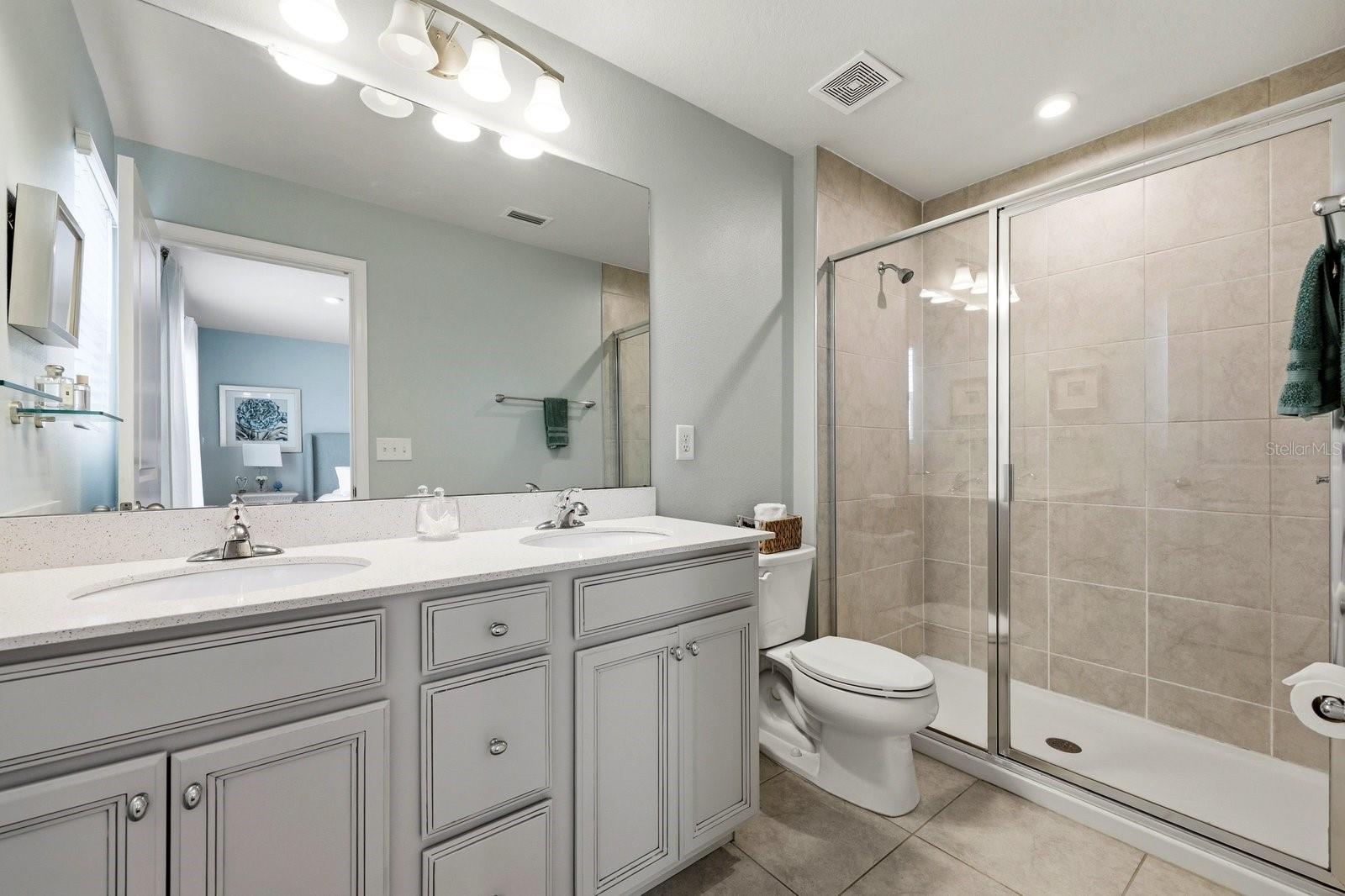 Image 24 of 53 For 14819 Promenade Parkway