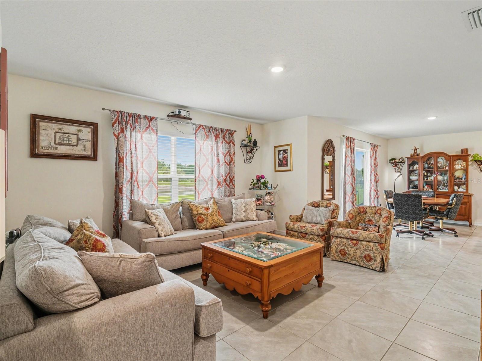 Image 7 of 26 For 4114 Dovetail Lane