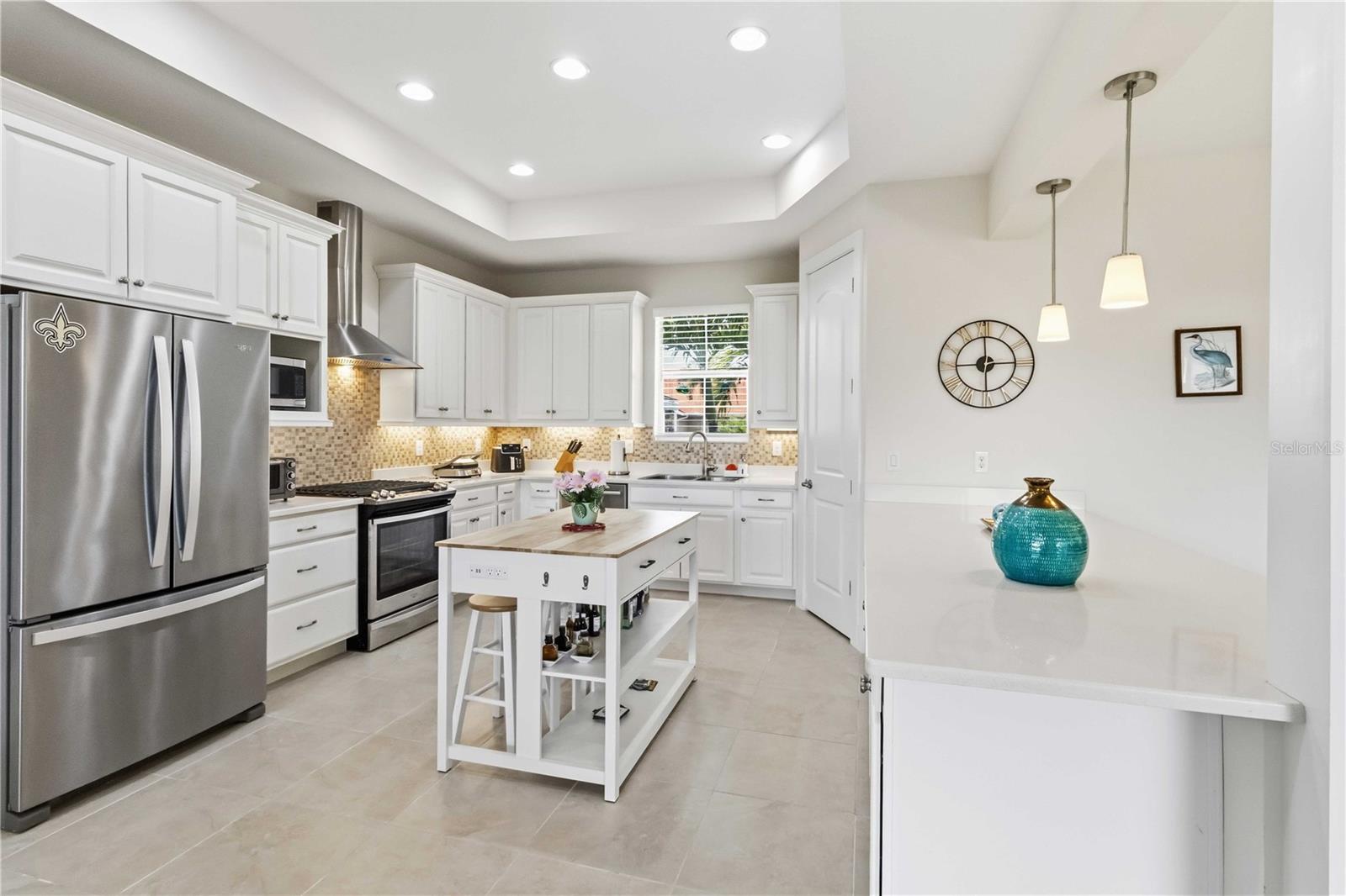 Image 10 of 33 For 834 Birdie Way