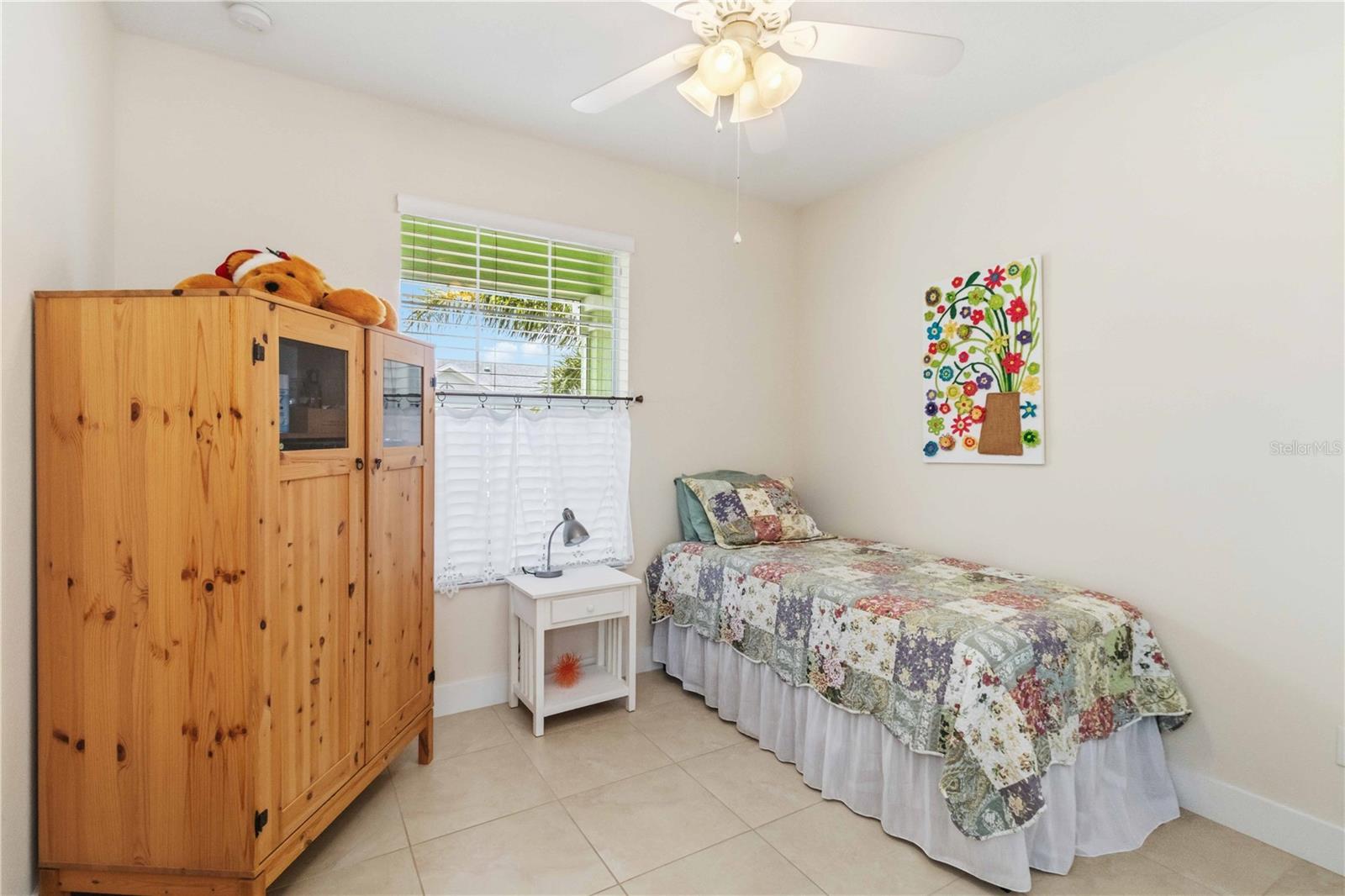 Image 20 of 33 For 834 Birdie Way