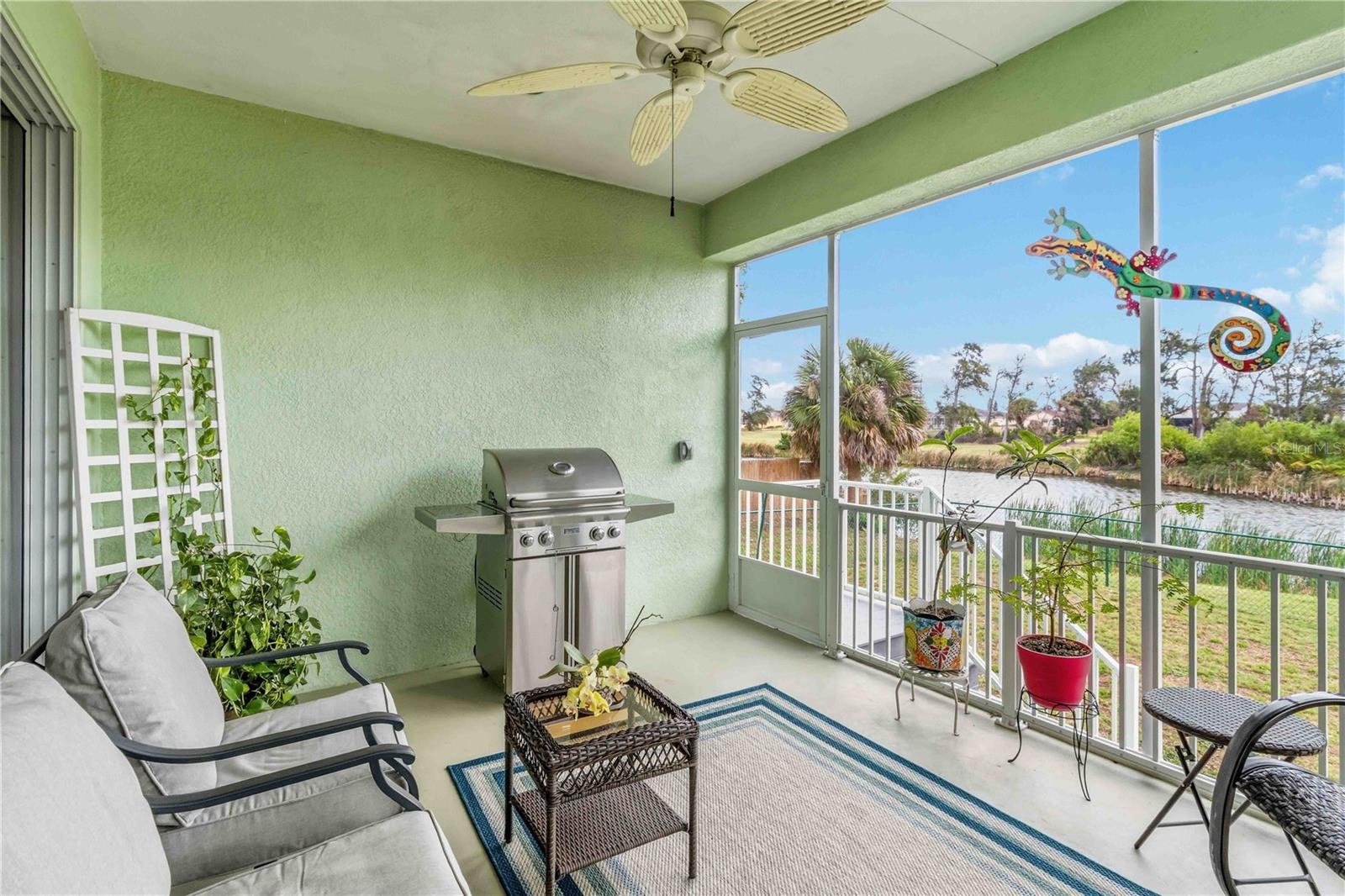 Image 23 of 33 For 834 Birdie Way