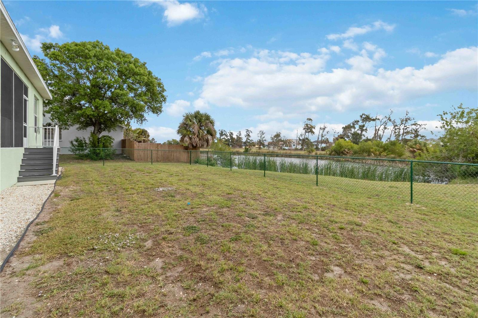 Image 26 of 33 For 834 Birdie Way