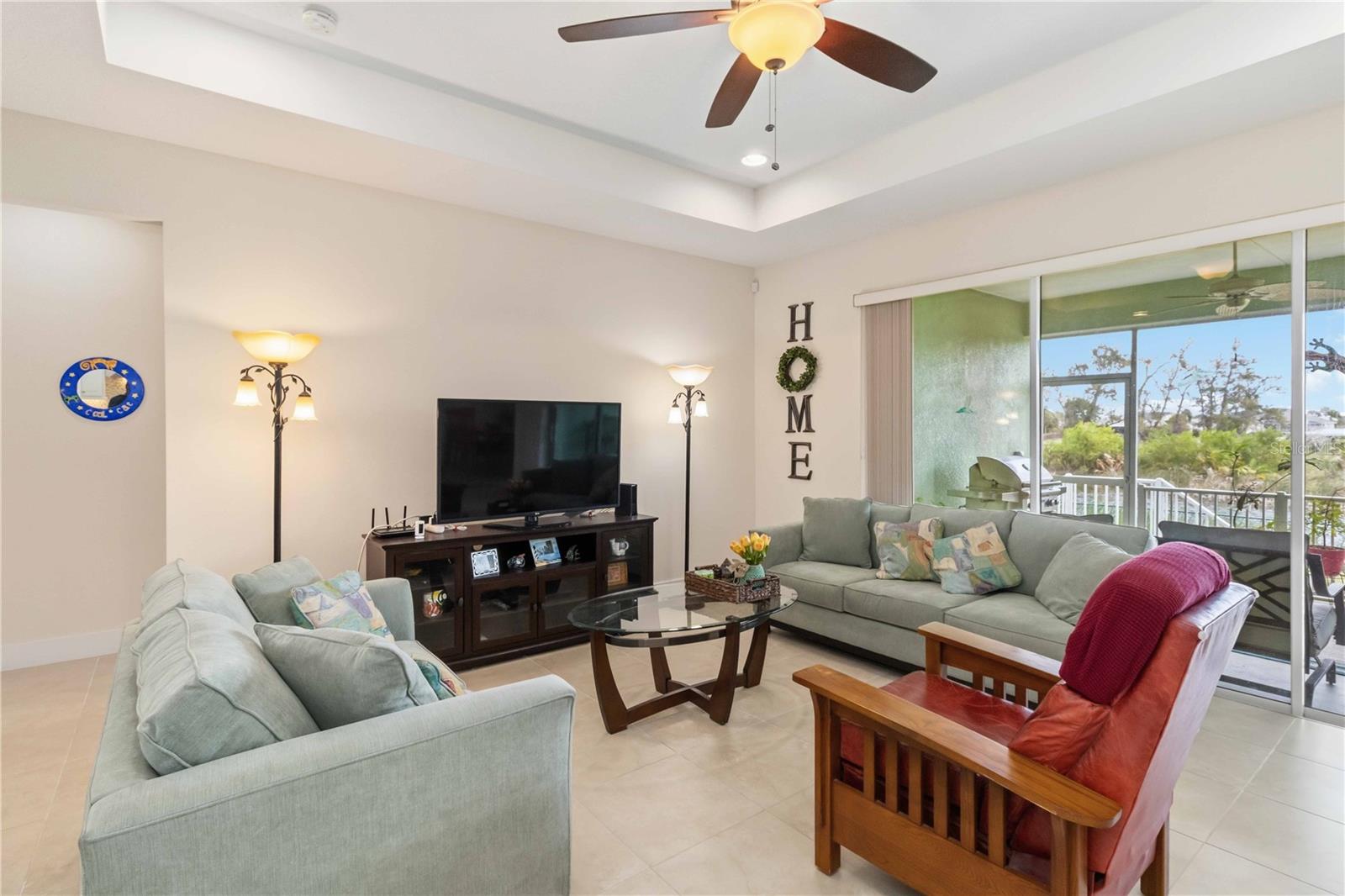 Image 5 of 33 For 834 Birdie Way